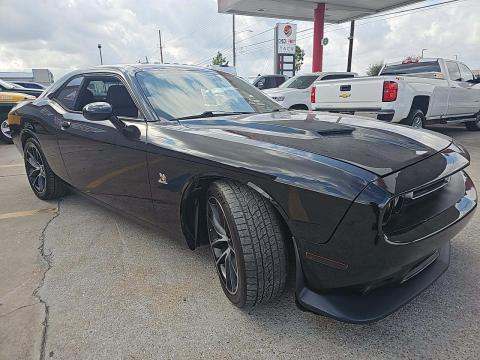 2017 Dodge Challenger R/T Scat Pack RWD