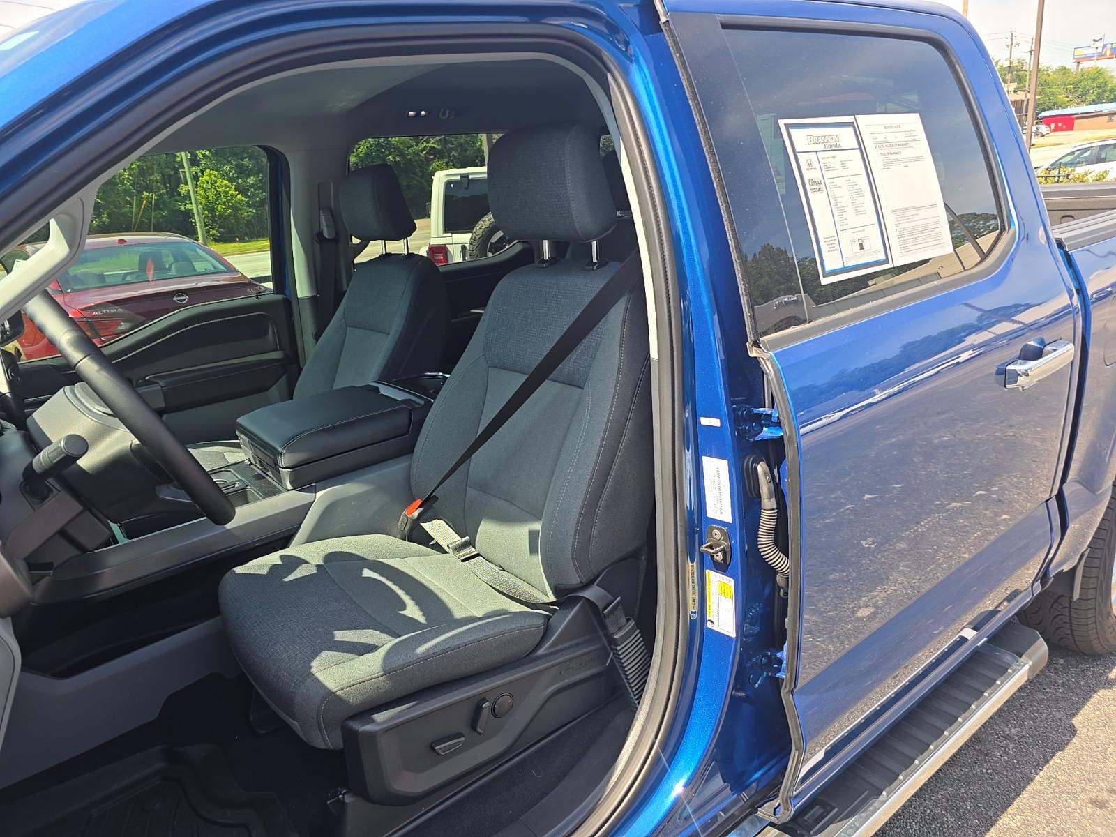 2025 Ford F-150 Hybrid XLT AWD