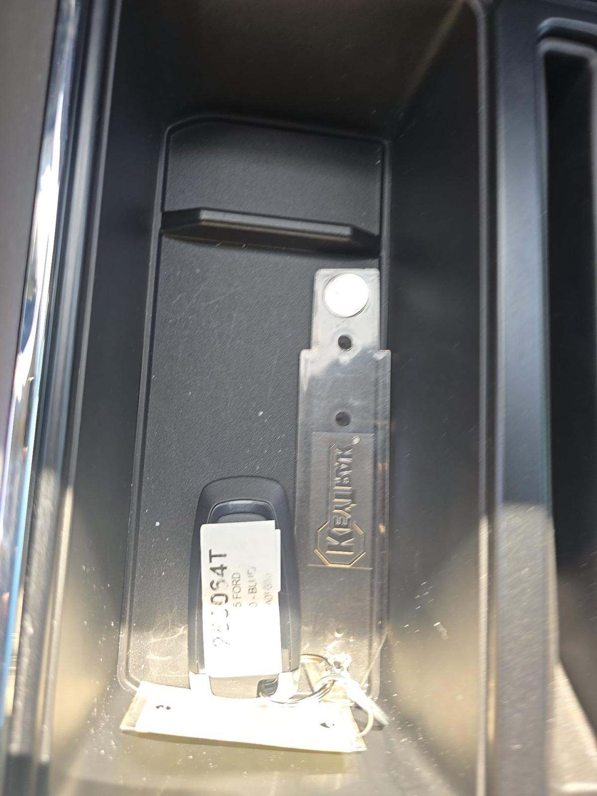 2025 Ford F-150 Hybrid XLT AWD
