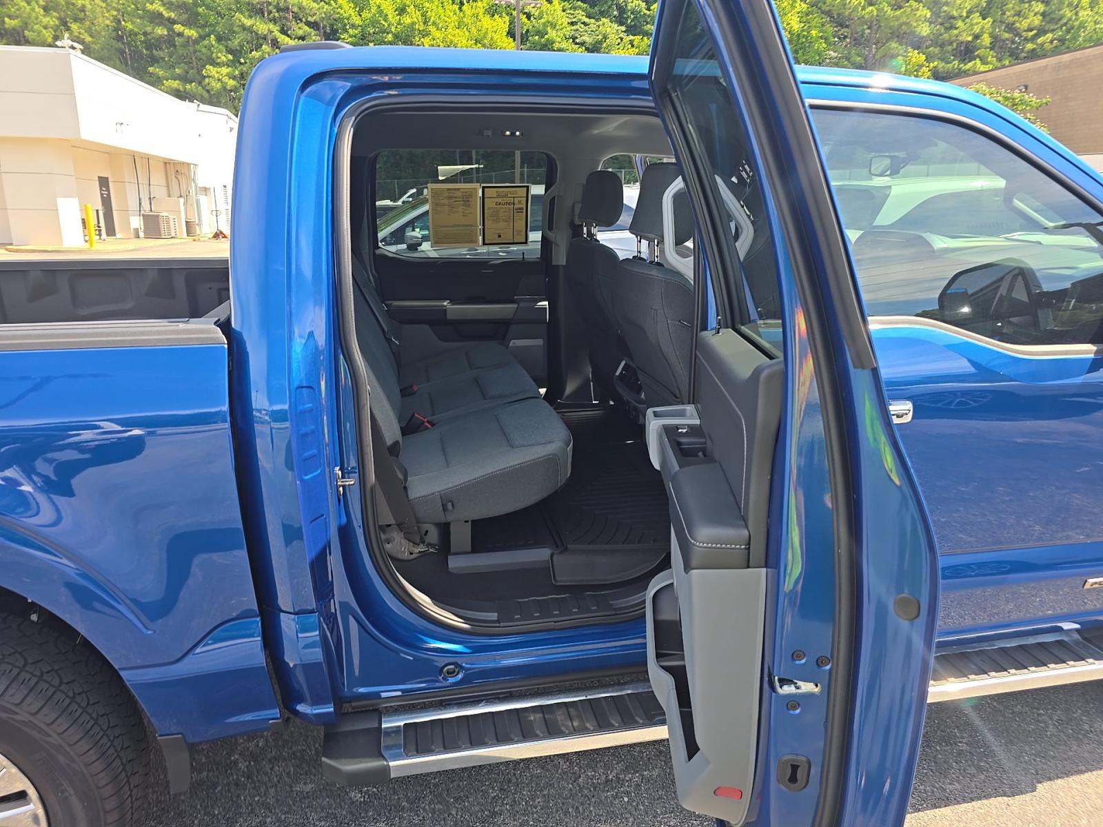 2025 Ford F-150 Hybrid XLT AWD