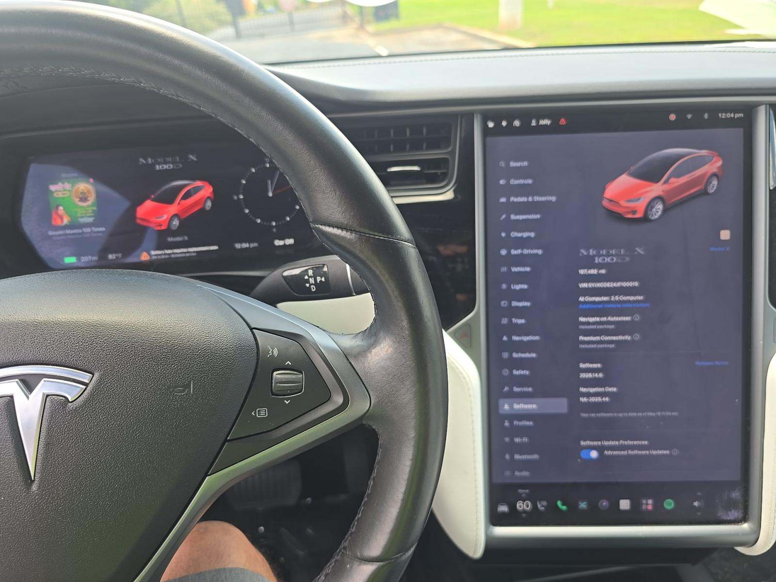 TESLA MODEL X - 6