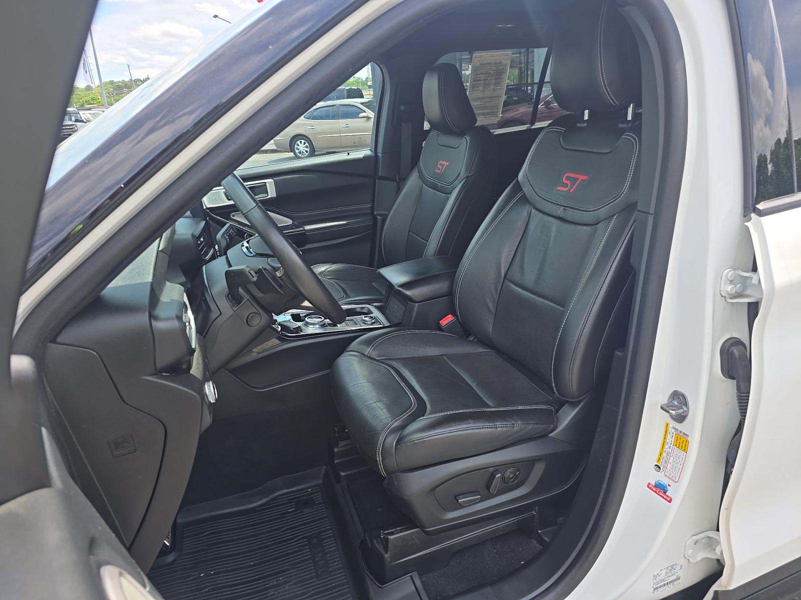 FORD EXPLORER - 2