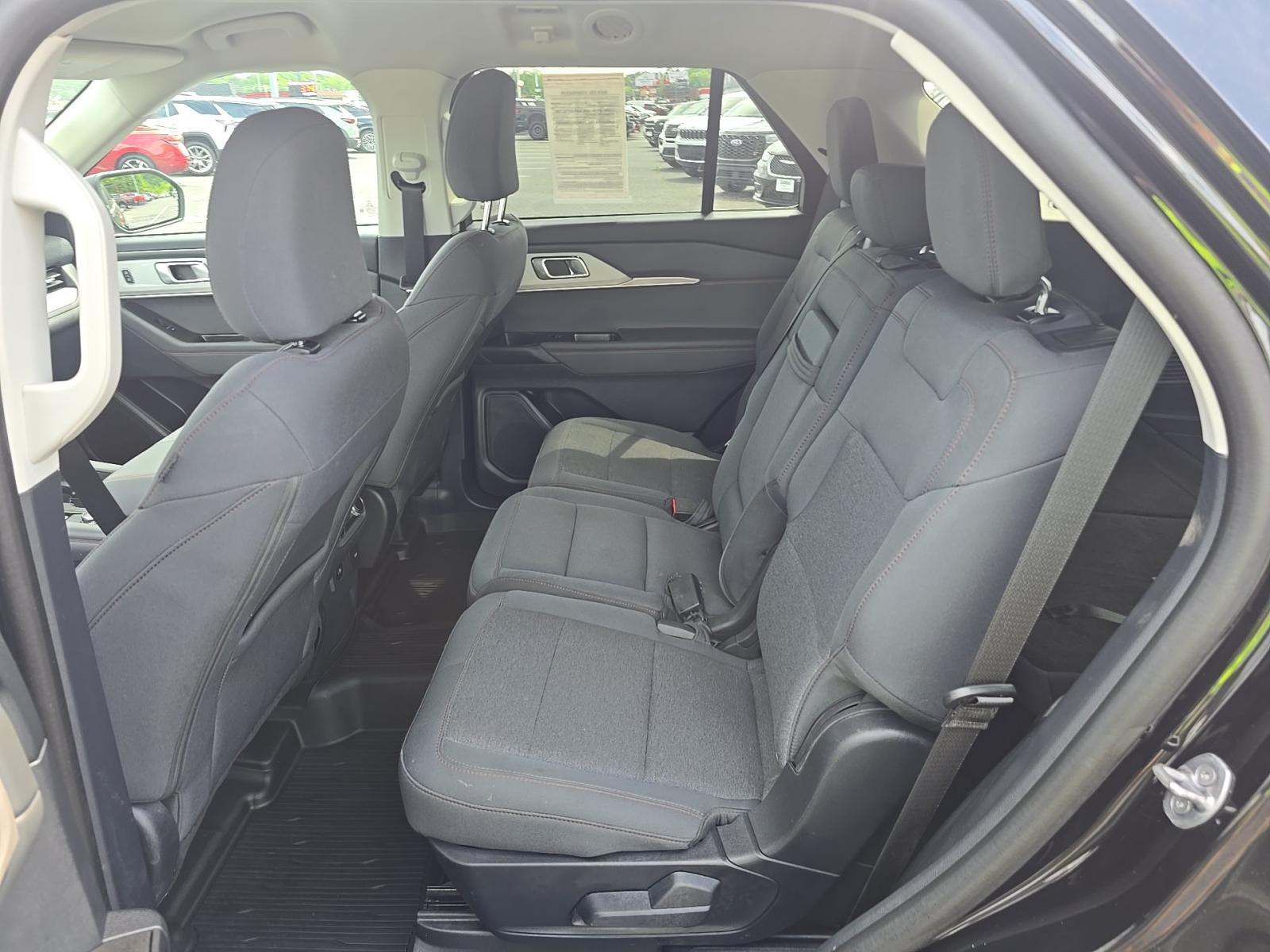 FORD EXPLORER - 9