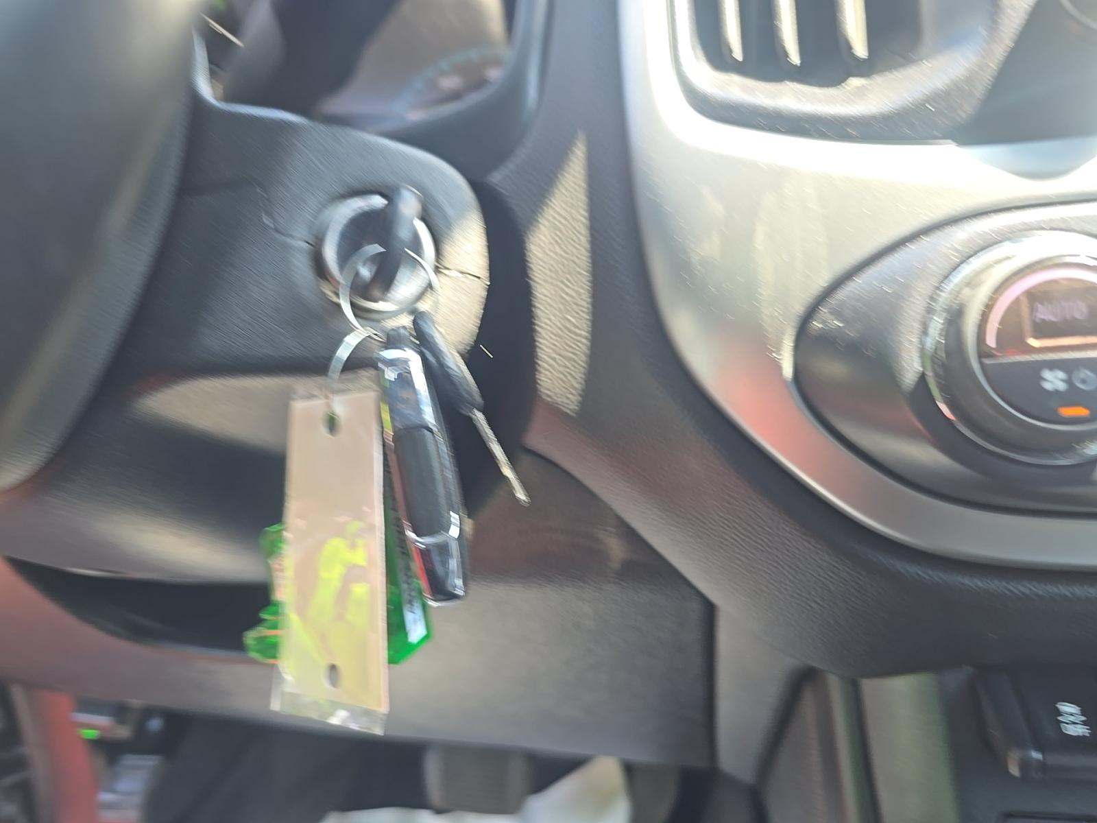 CHEVROLET SILVERADO - 4