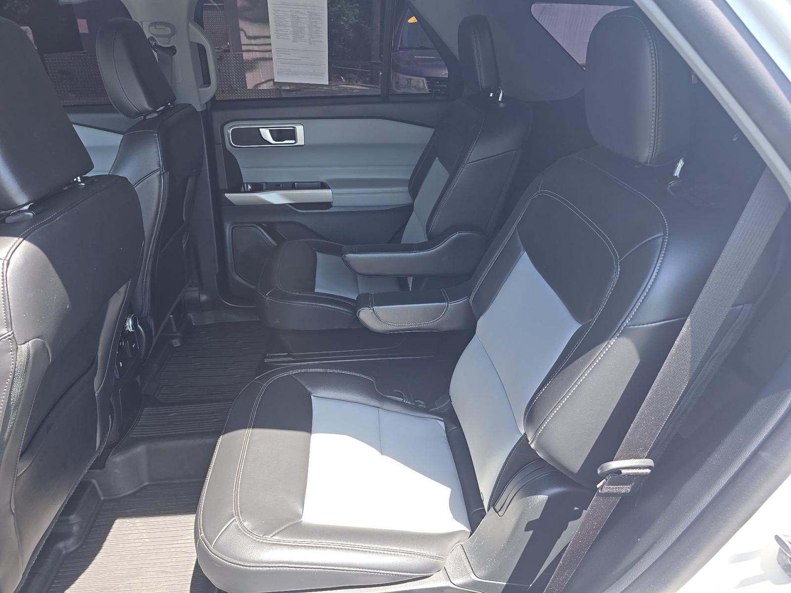 FORD EXPLORER - 9