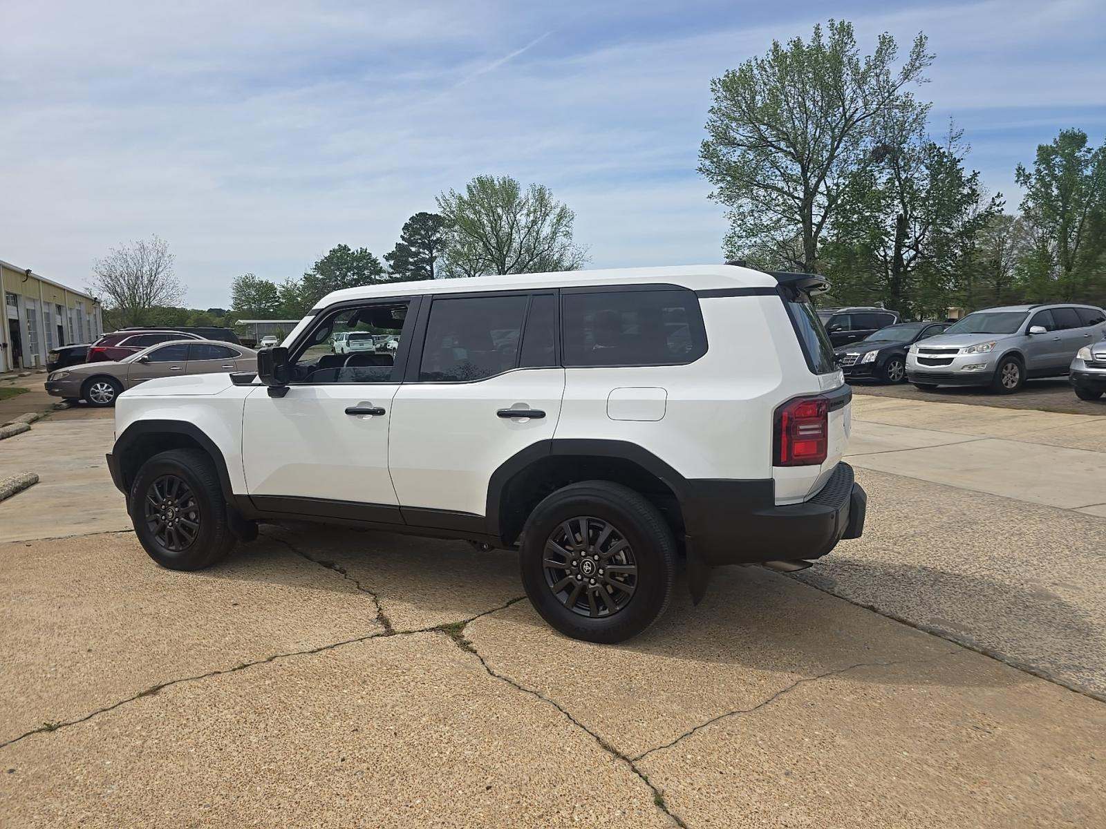 TOYOTA LAND CRUISER - 2