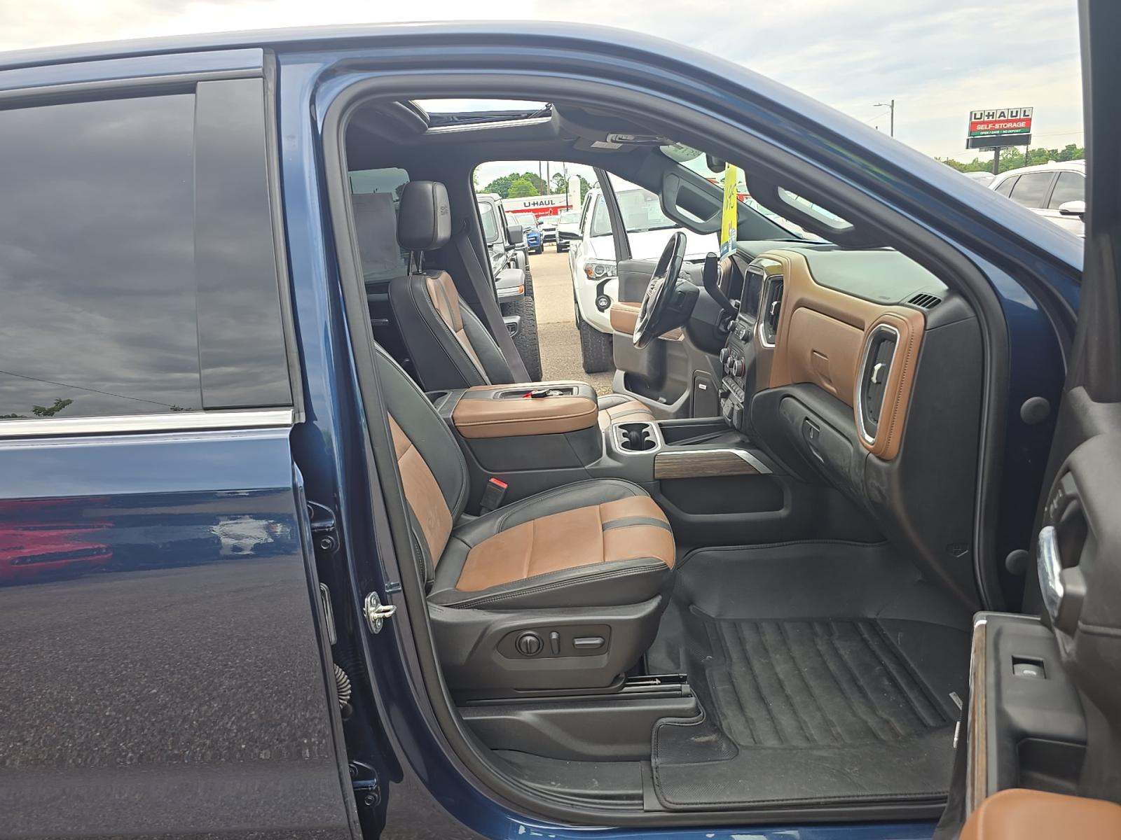 2022 Chevrolet Silverado 1500 High Country AWD