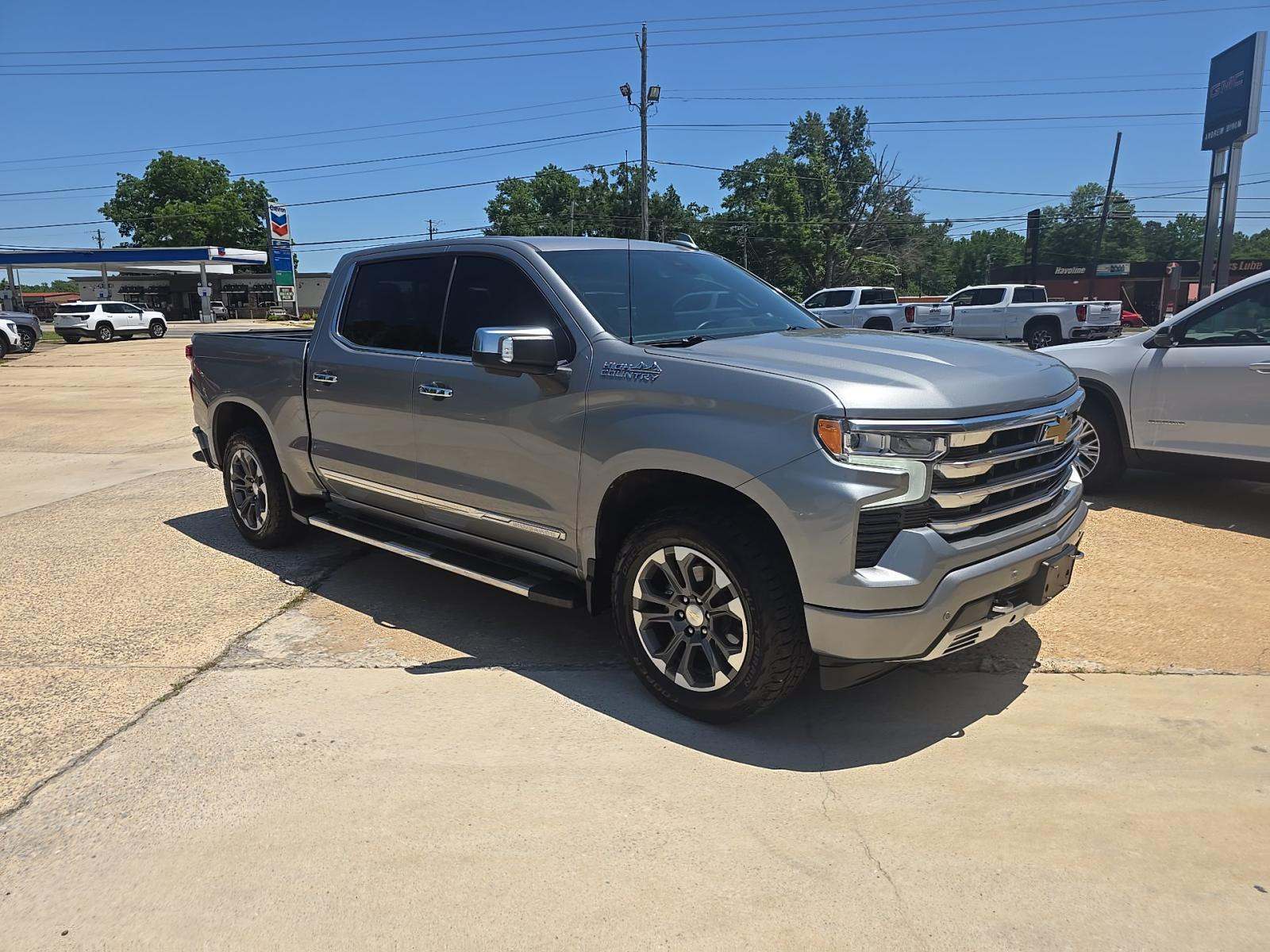 2023 Chevrolet Silverado 1500 High Country AWD
