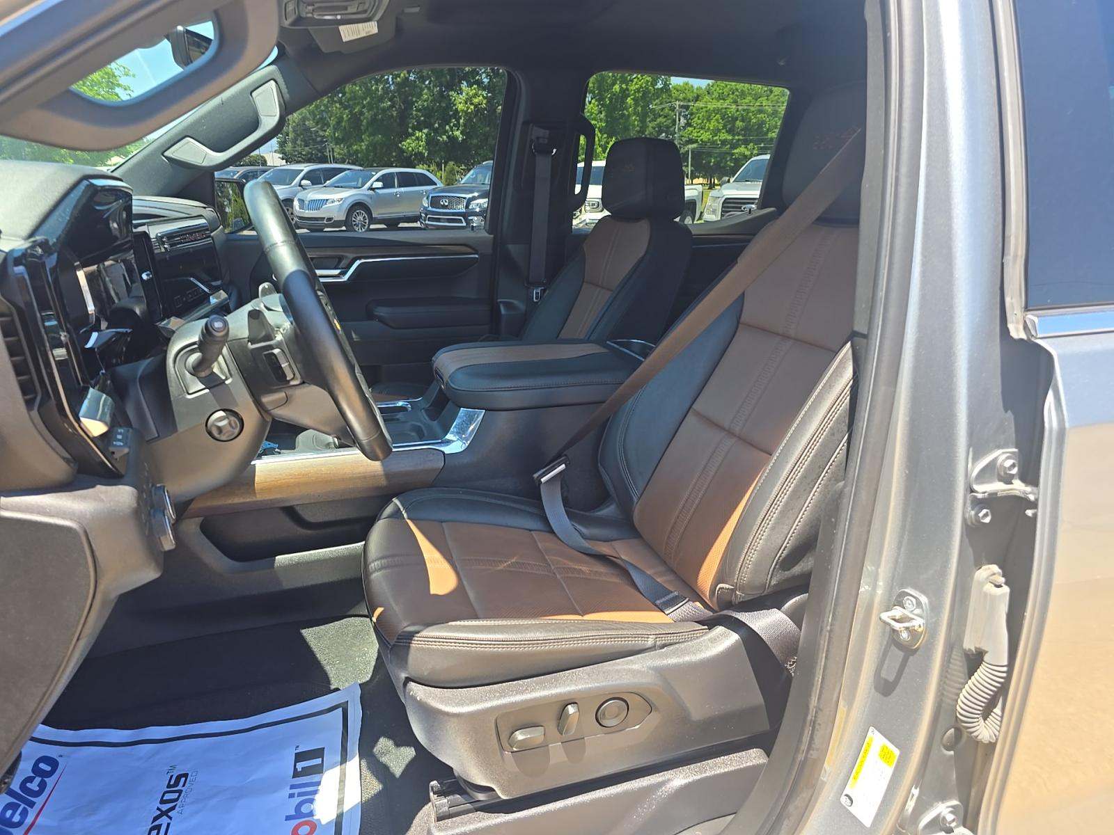 2023 Chevrolet Silverado 1500 High Country AWD