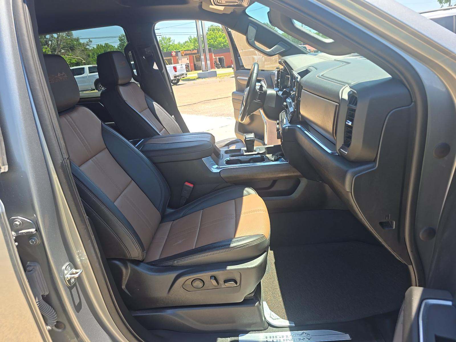 2023 Chevrolet Silverado 1500 High Country AWD