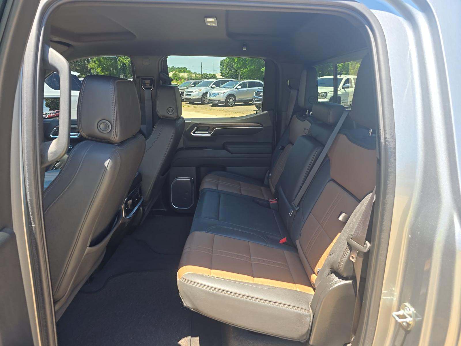 2023 Chevrolet Silverado 1500 High Country AWD