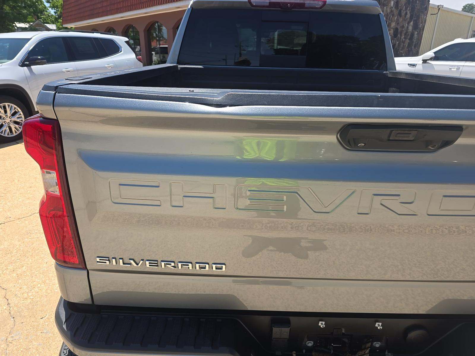 2023 Chevrolet Silverado 1500 High Country AWD