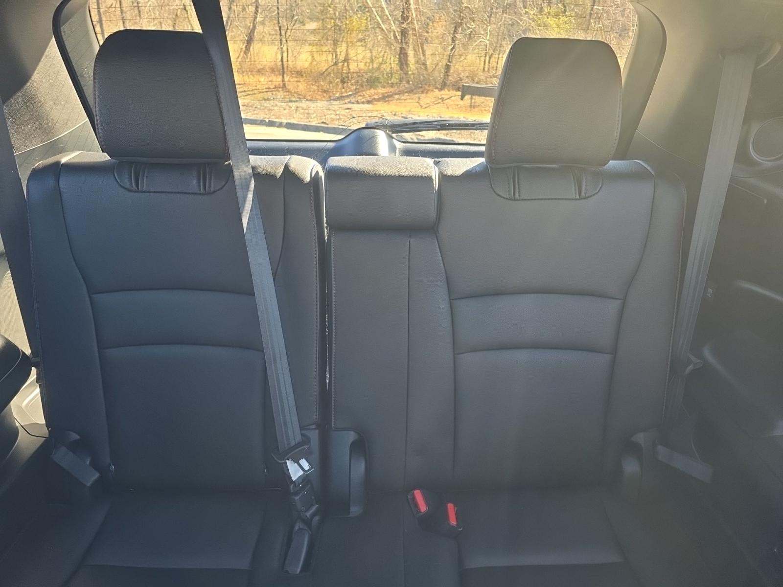 2022 Honda Pilot Black Edition AWD