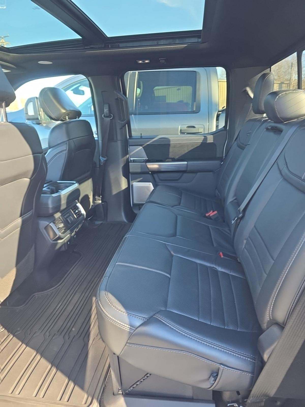 2023 Ford F-150 Hybrid Platinum AWD