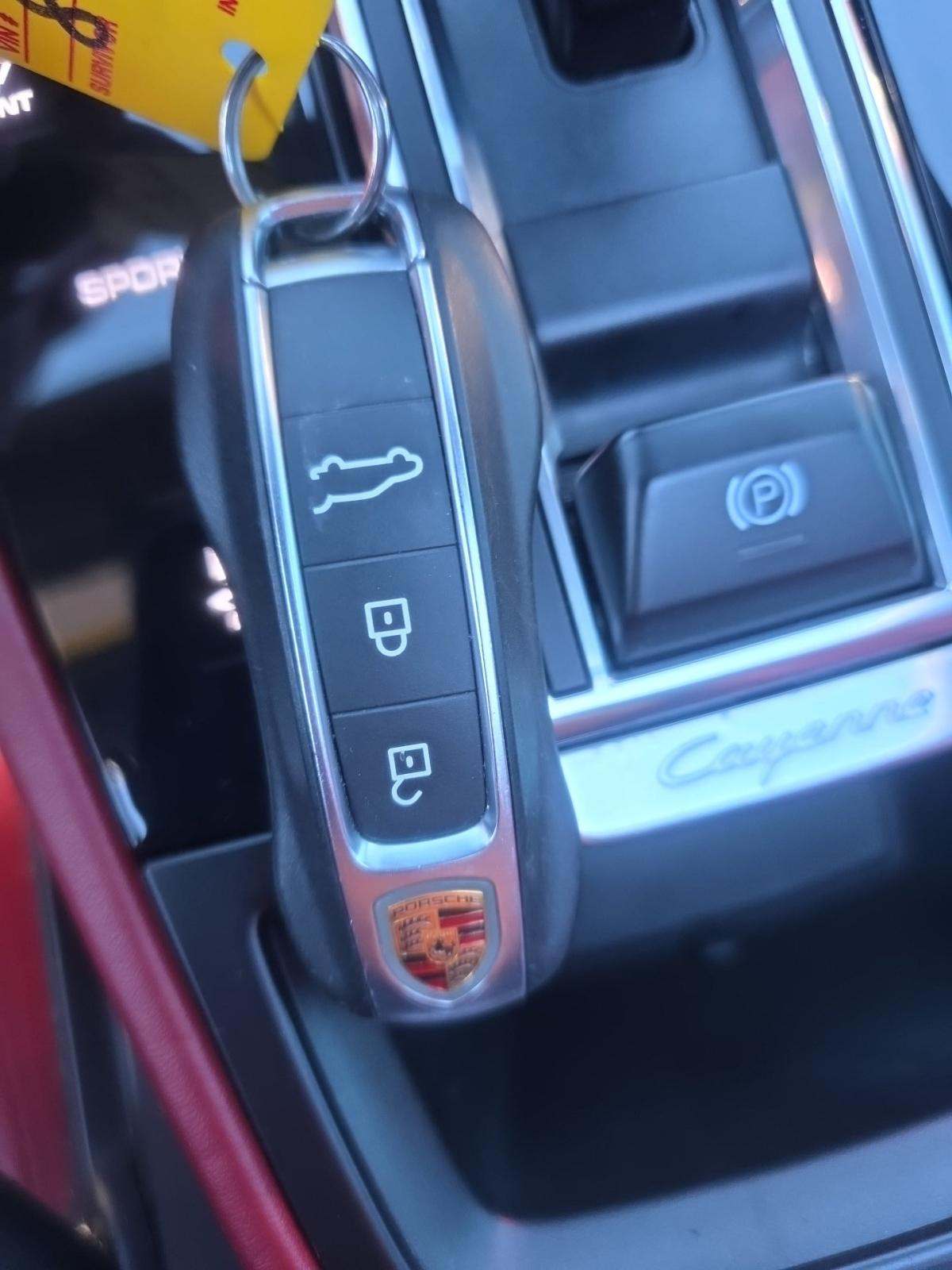 2020 Porsche Cayenne Base AWD