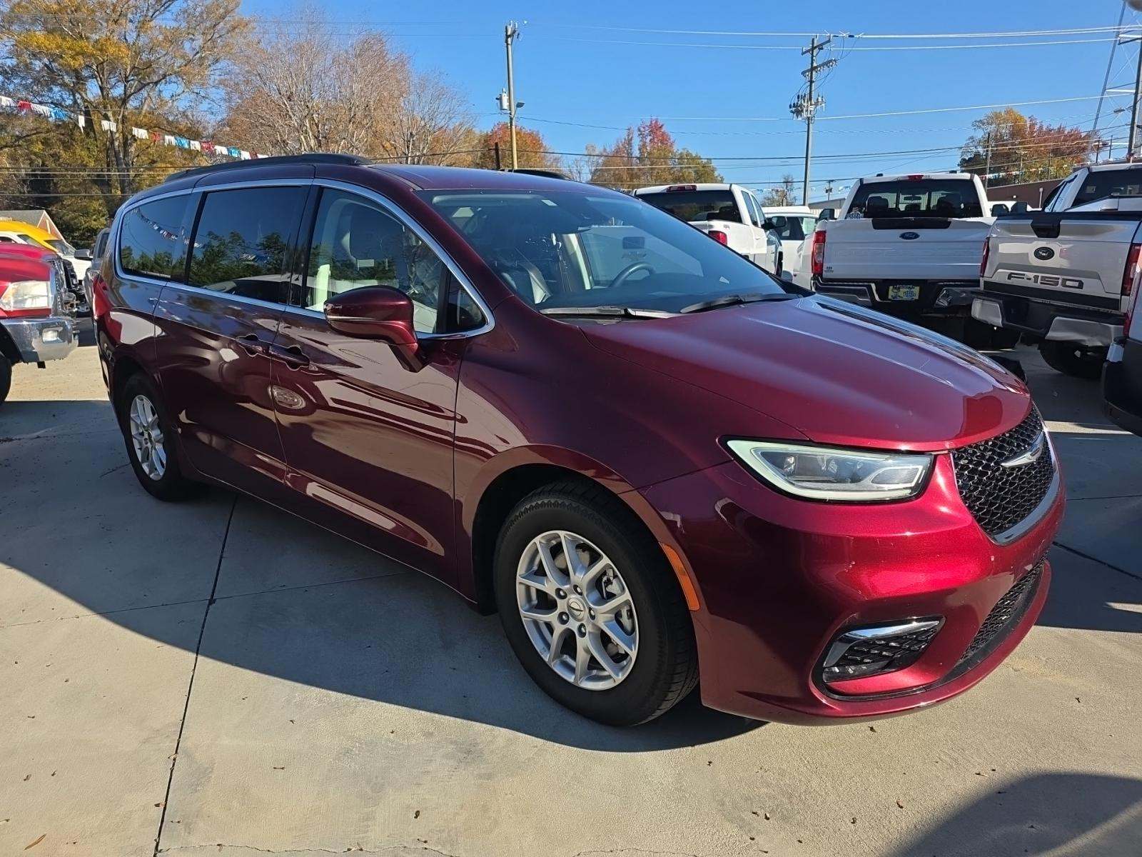 2022 Chrysler Pacifica Touring L FWD