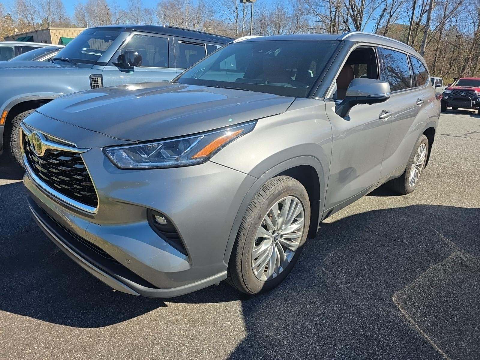 2025 Toyota Highlander Platinum AWD