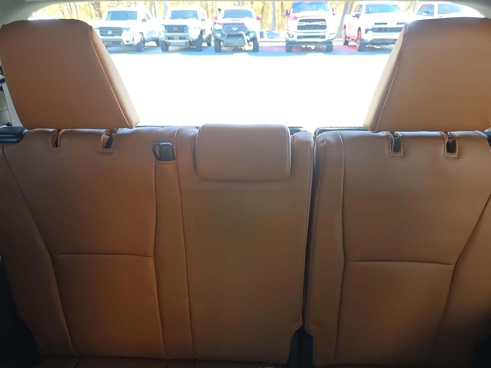 2025 Toyota Highlander Platinum AWD