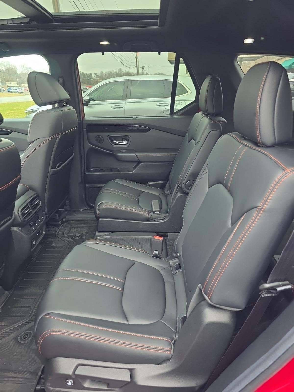 2025 Honda Pilot TrailSport AWD