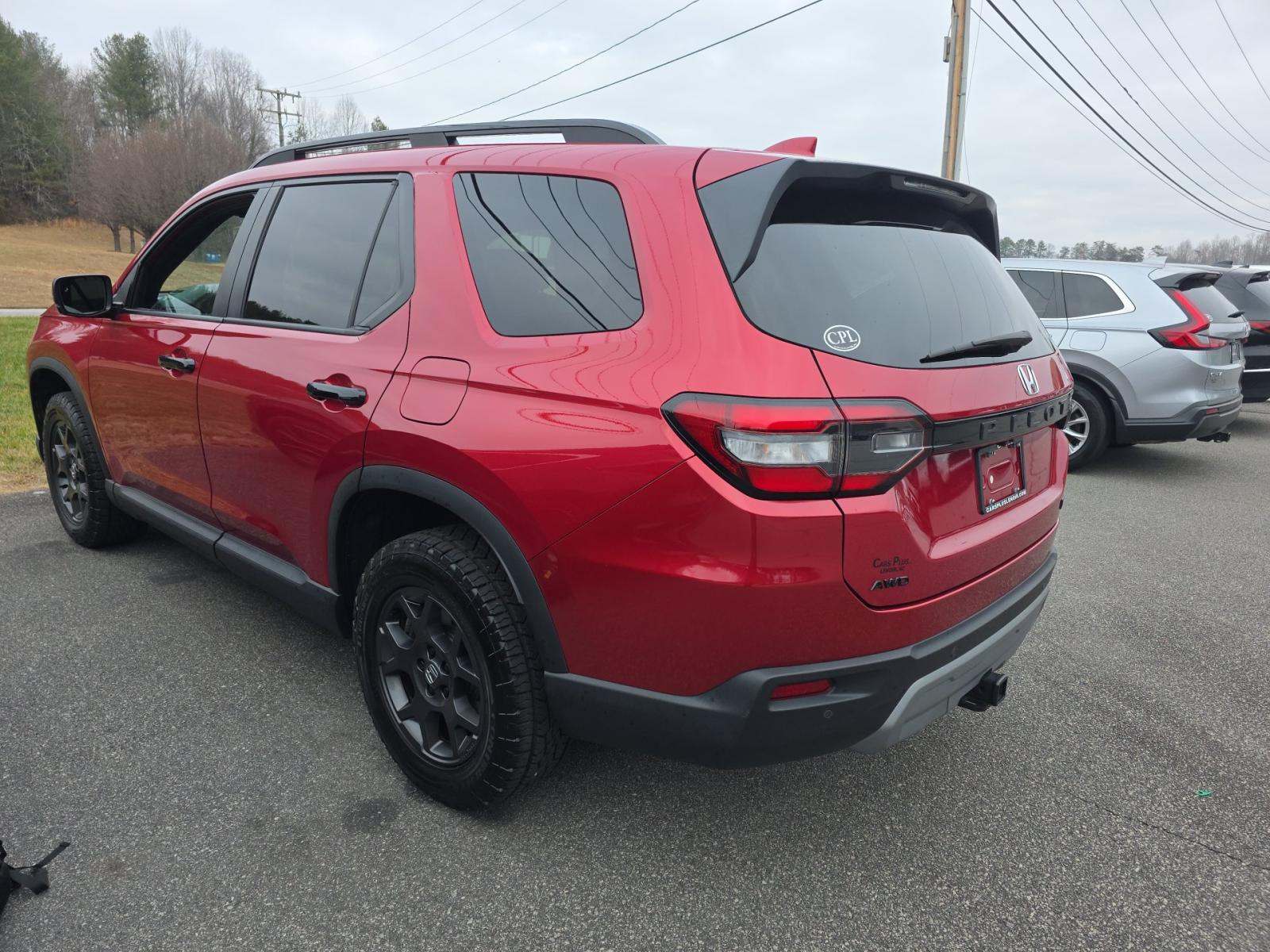 2025 Honda Pilot TrailSport AWD