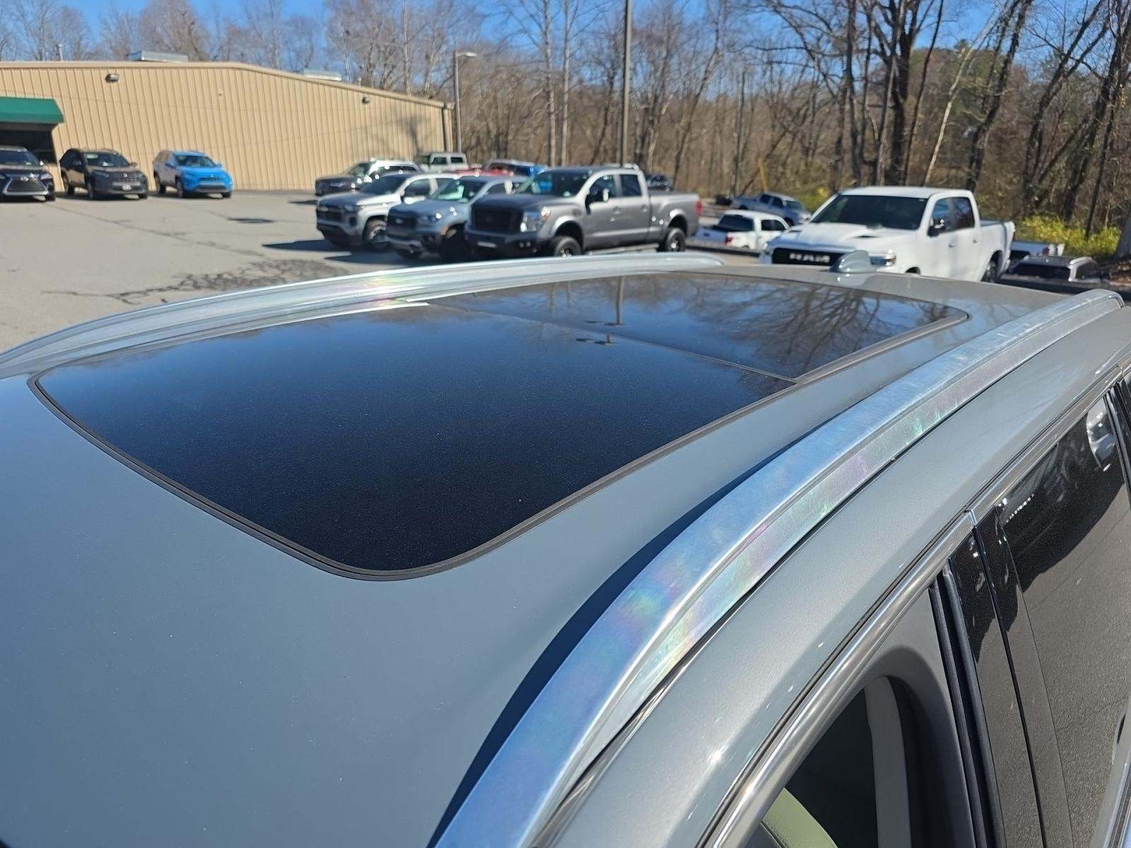 2023 Volvo XC90 B5 Core AWD