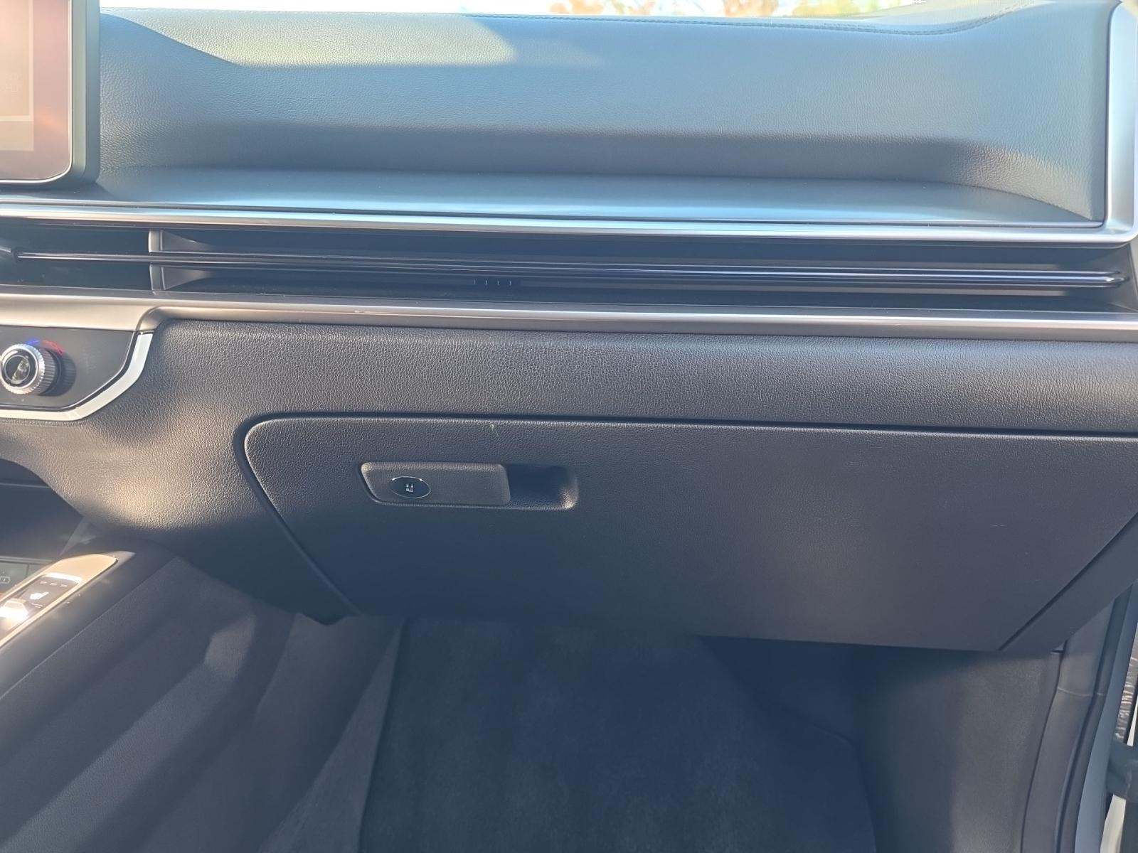 2024 Kia Sorento EX FWD