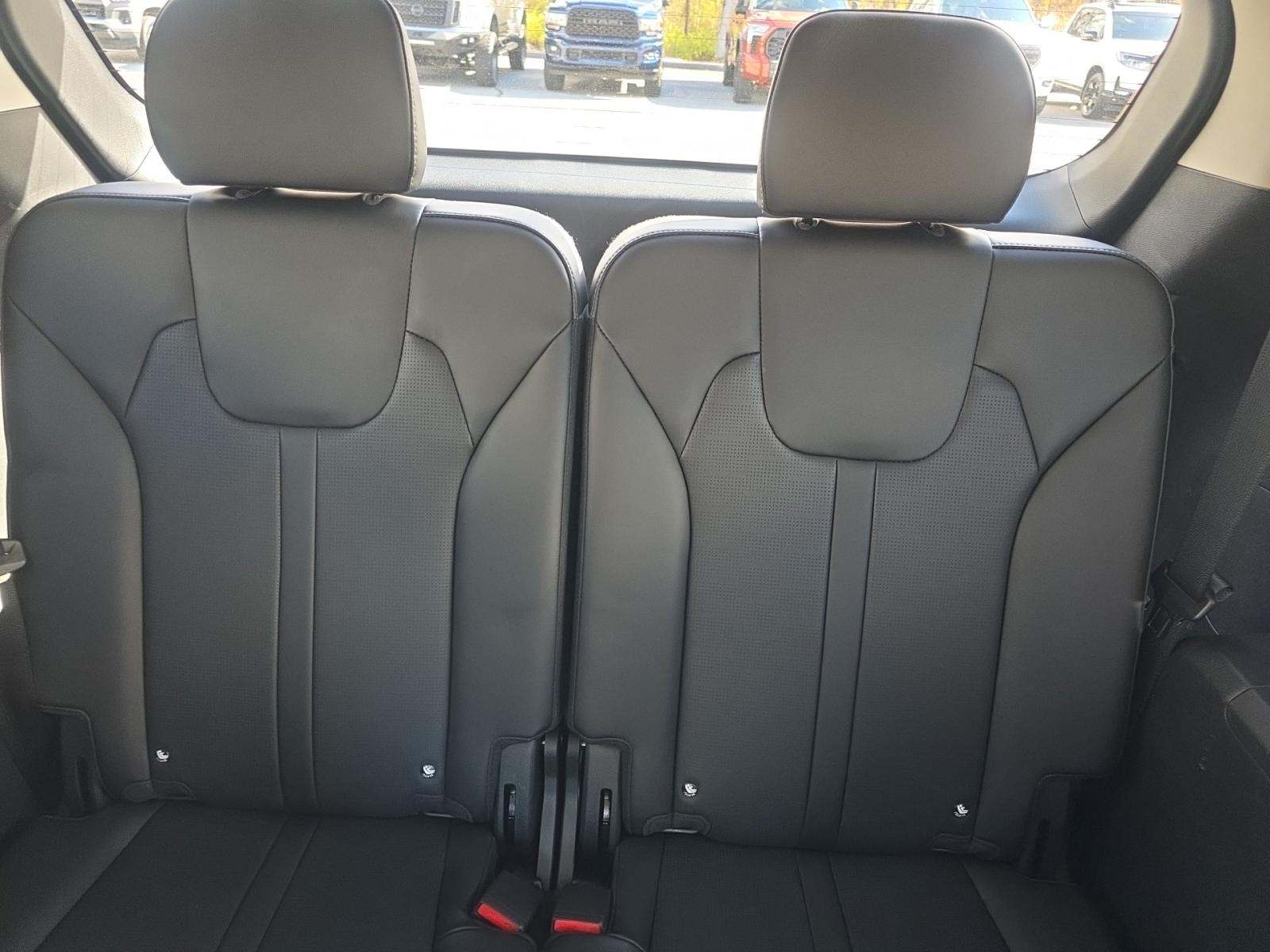 2024 Kia Sorento EX FWD