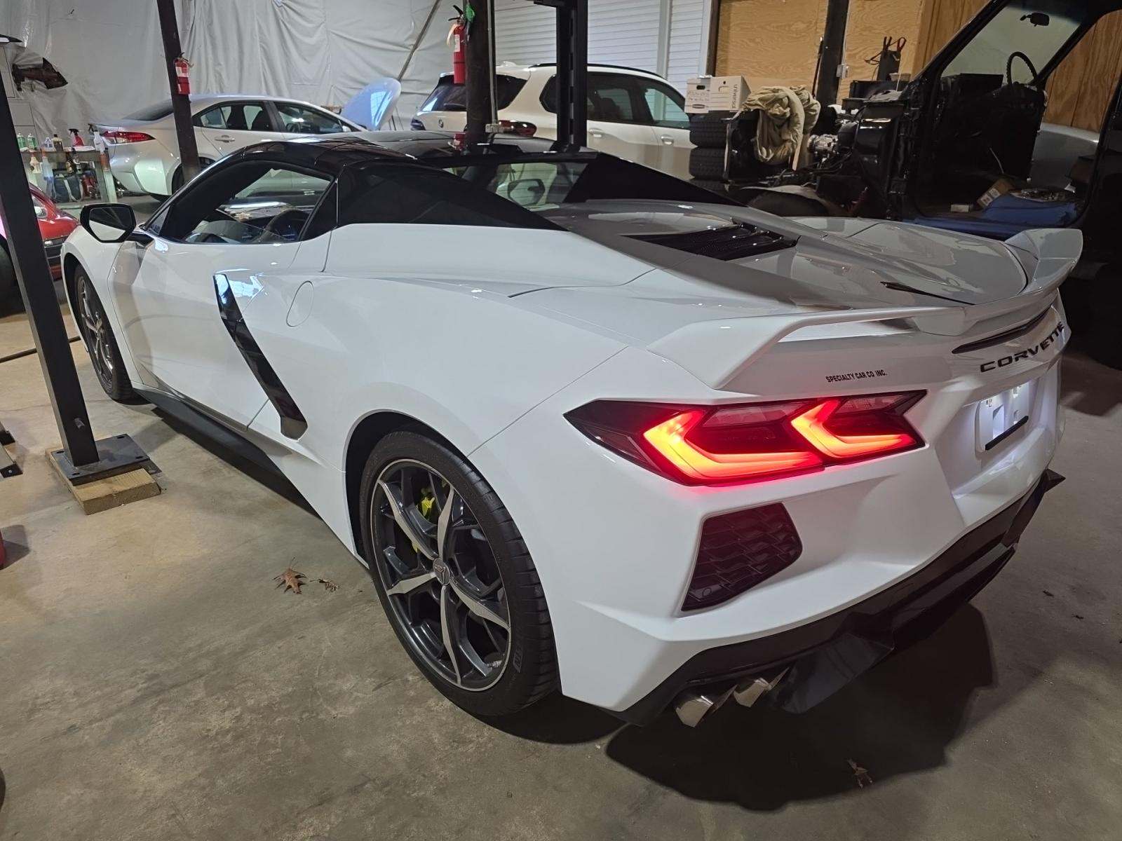 CHEVROLET CORVETTE - 2