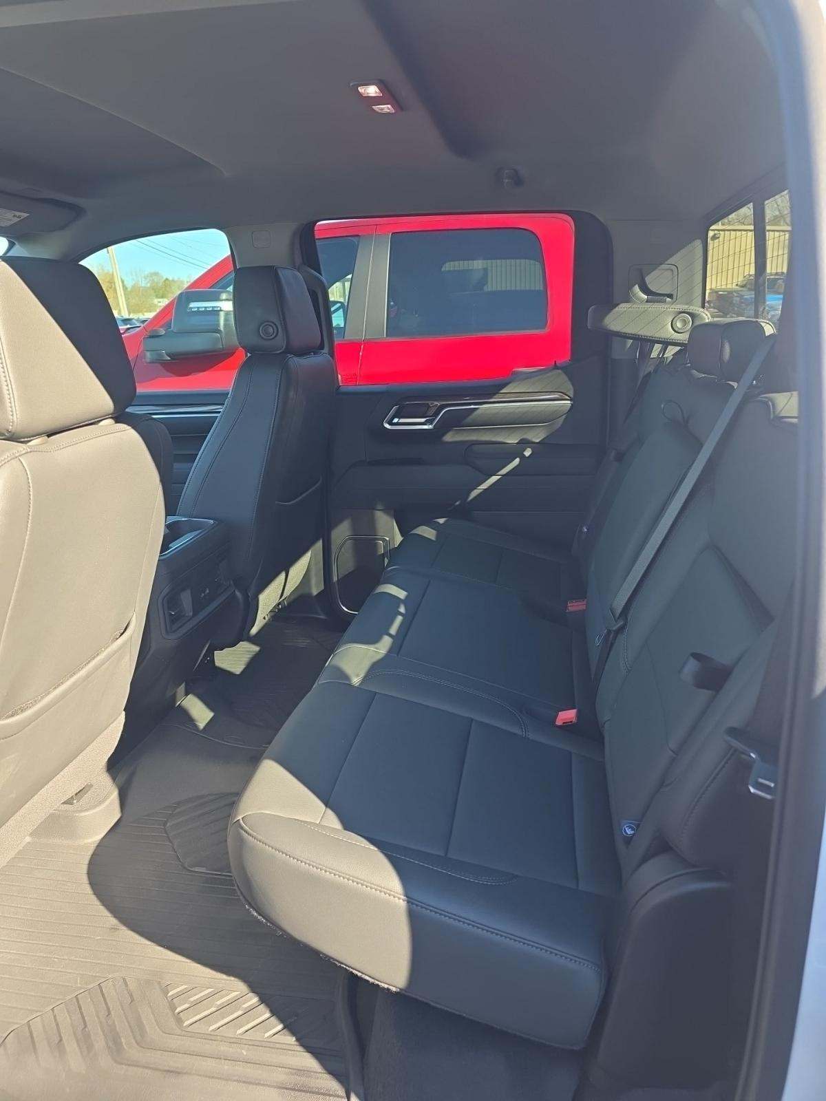 2025 Chevrolet Silverado 1500 LT AWD