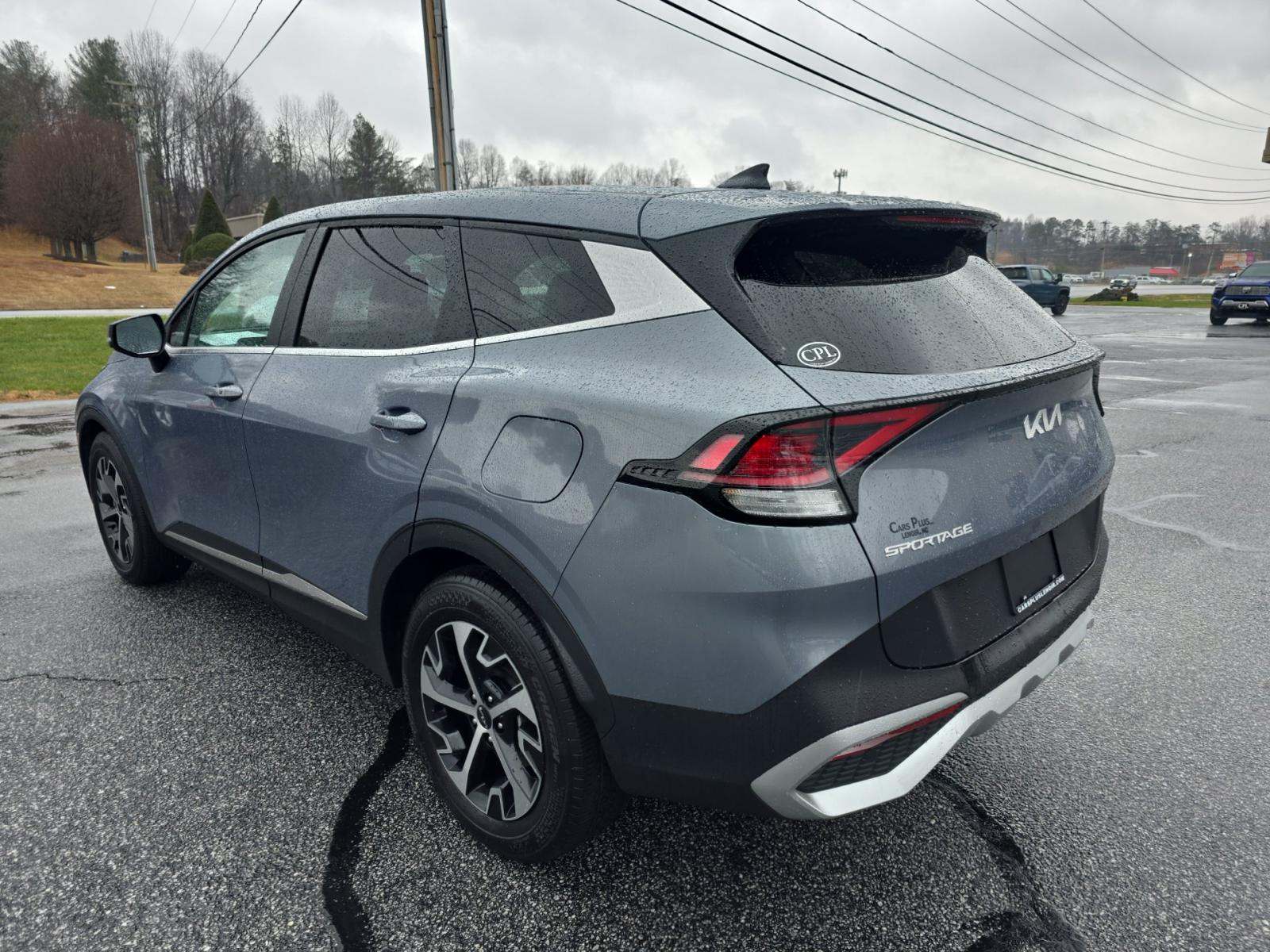 2025 Kia Sportage EX FWD