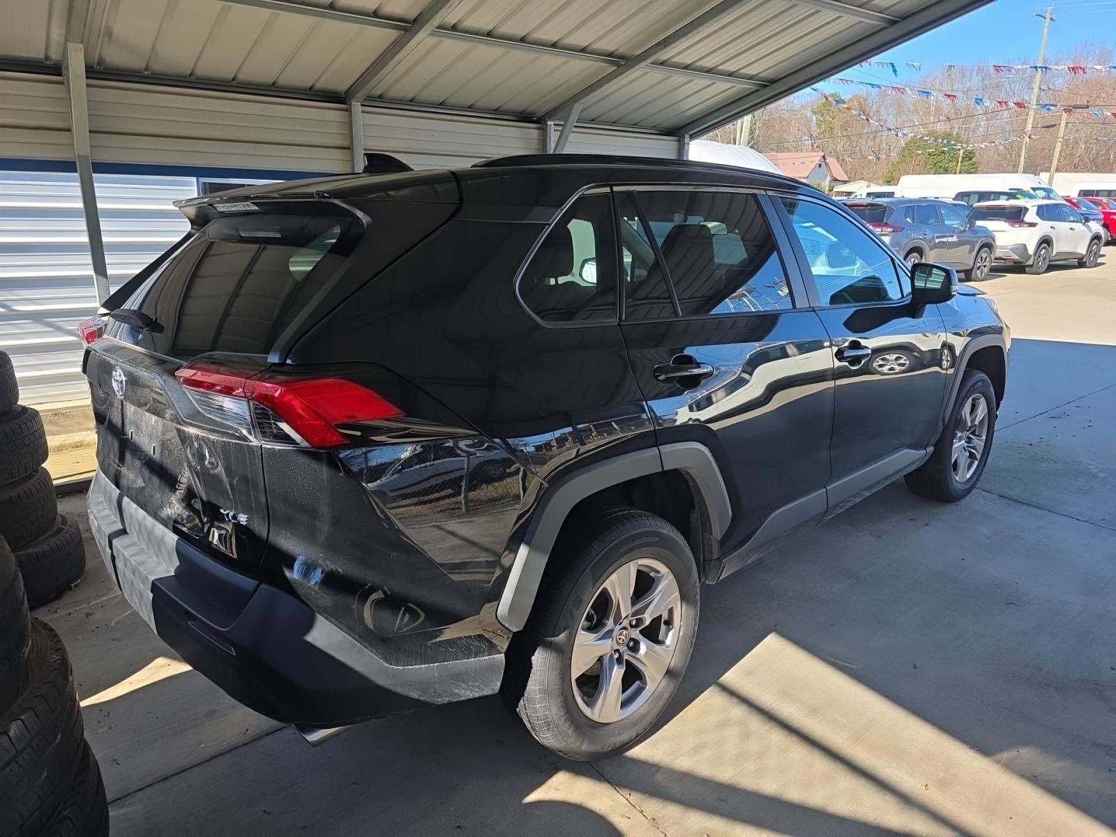 2023 Toyota RAV4 XLE FWD