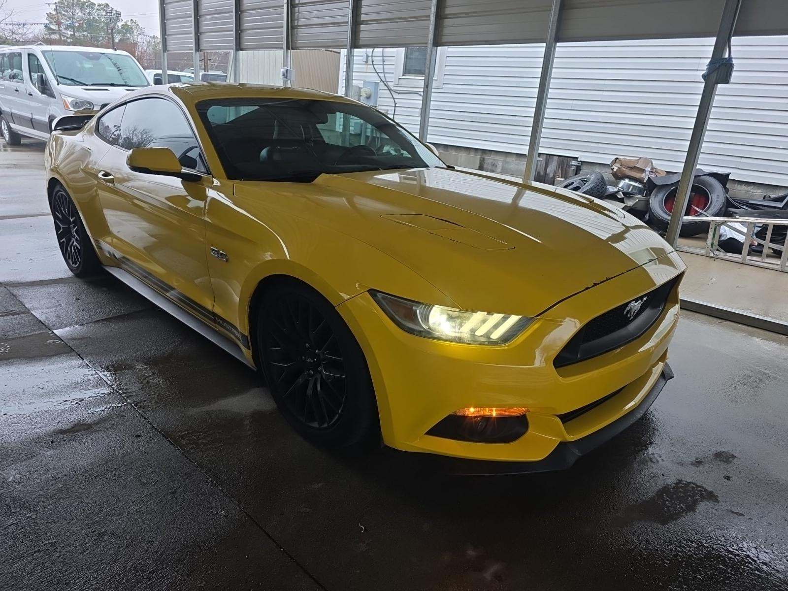 2015 Ford Mustang GT Premium RWD
