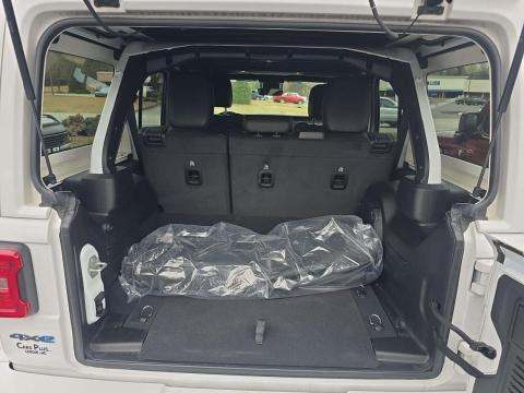 JEEP 4XE SAHARA HIGH ALTITUDE - 10