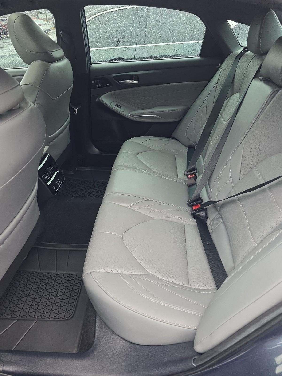 2022 Toyota Avalon Limited FWD