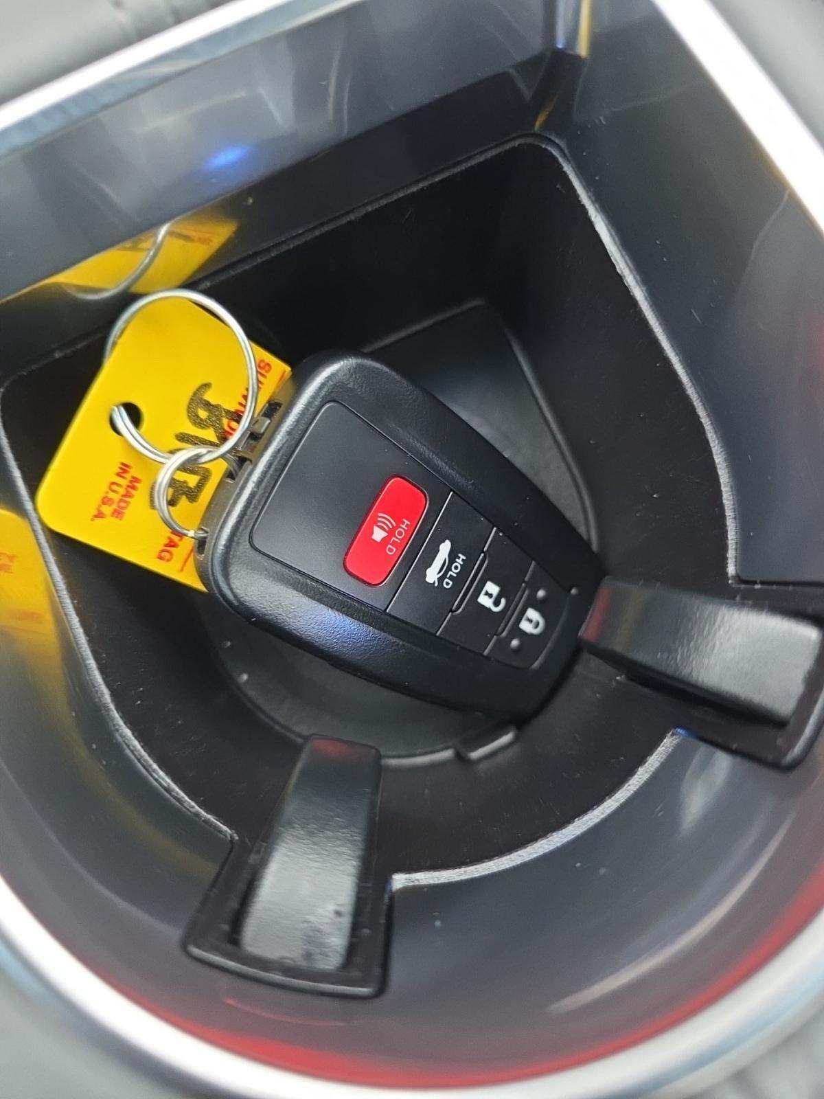 2022 Toyota Avalon Limited FWD