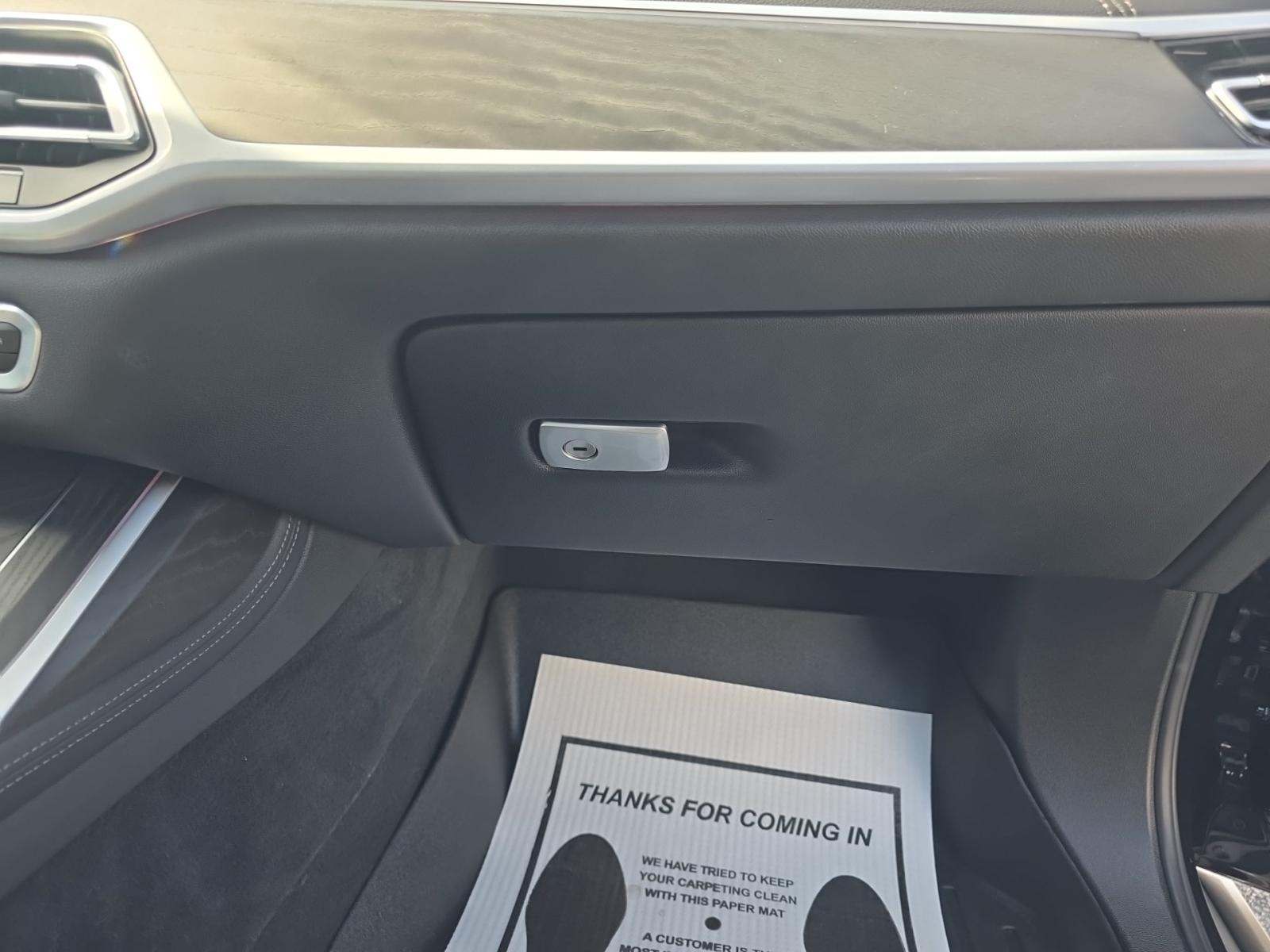 2022 BMW X7 xDrive40i AWD