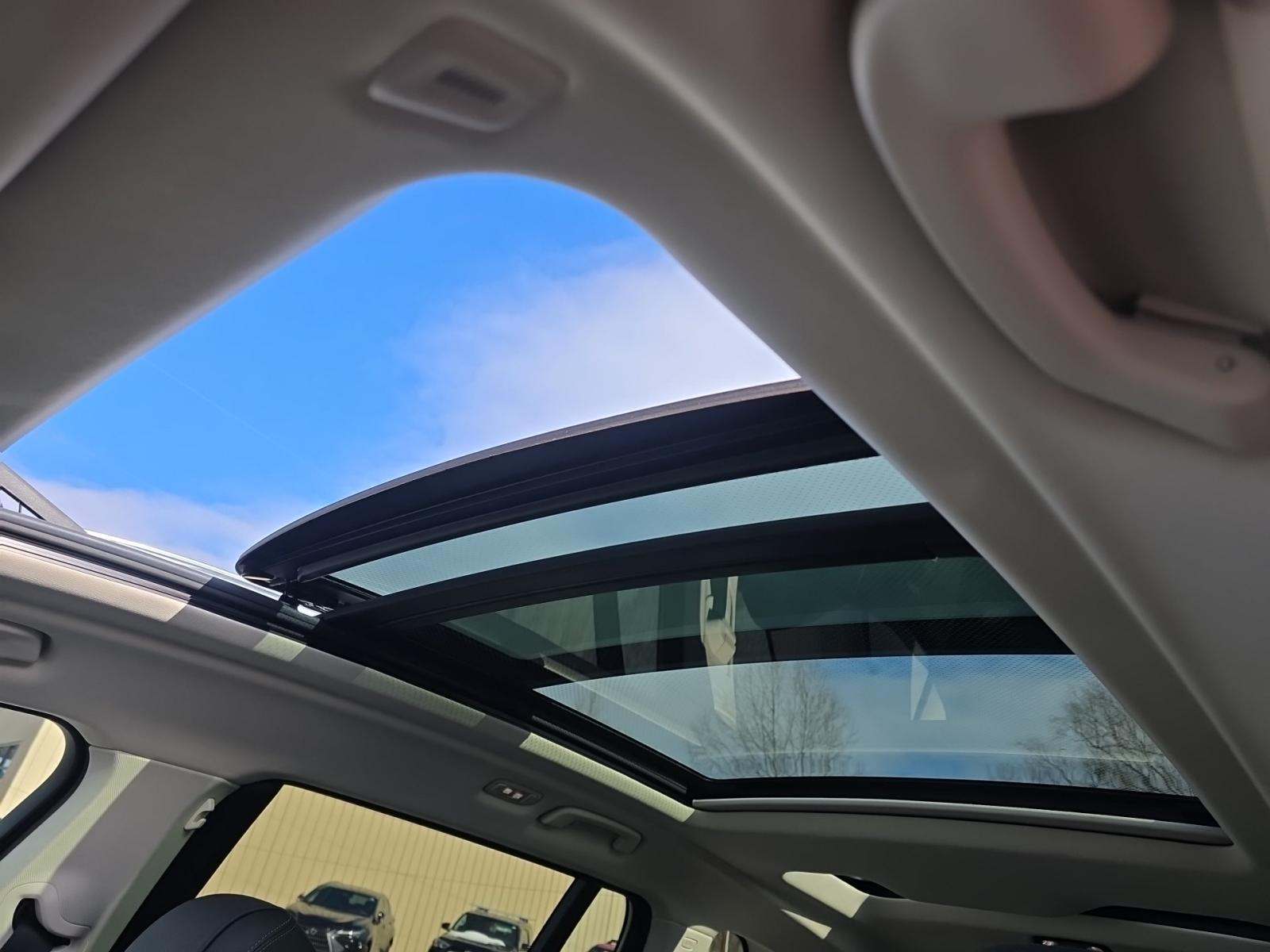 2022 BMW X7 xDrive40i AWD