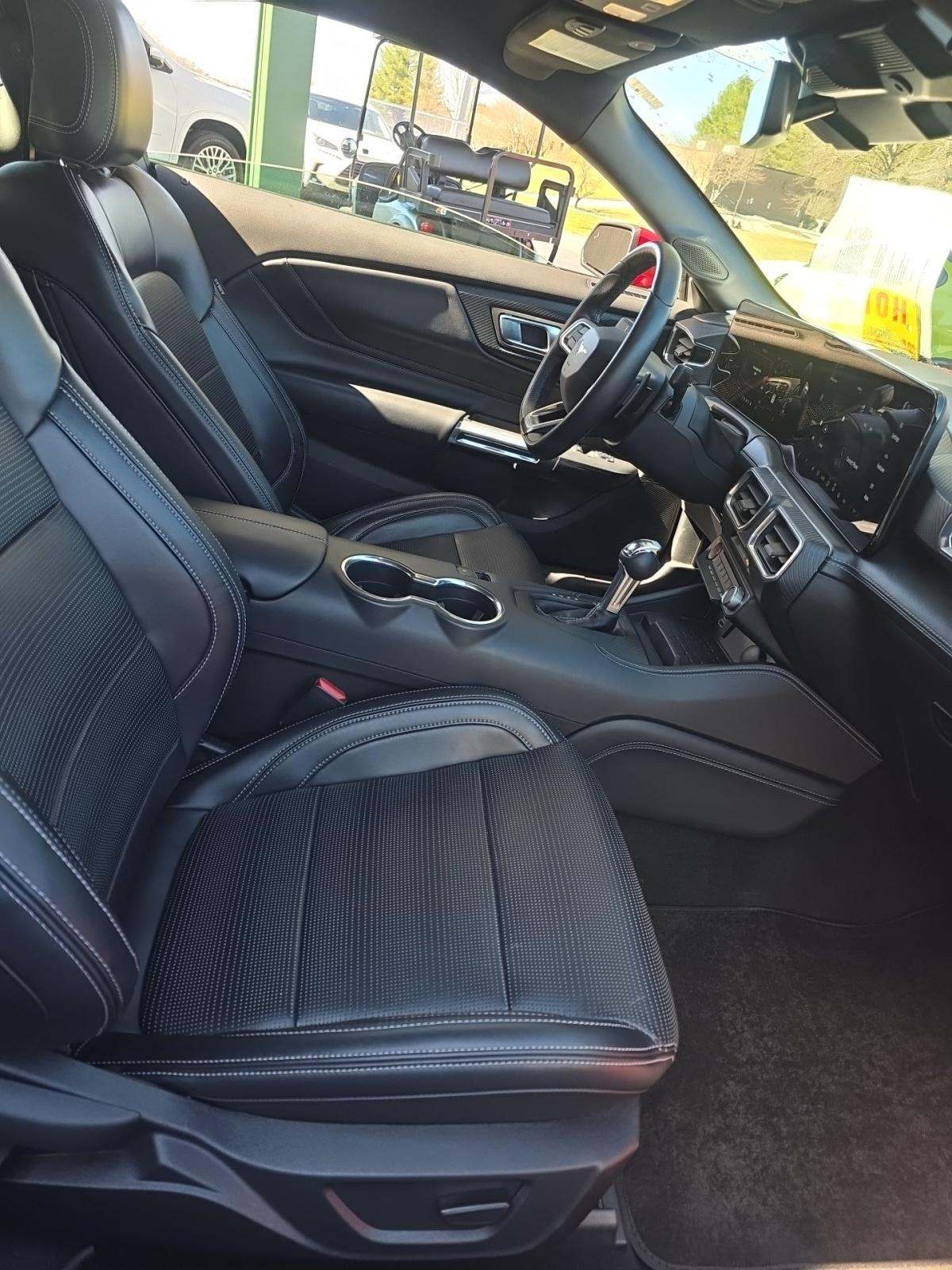 2024 Ford Mustang GT Premium RWD