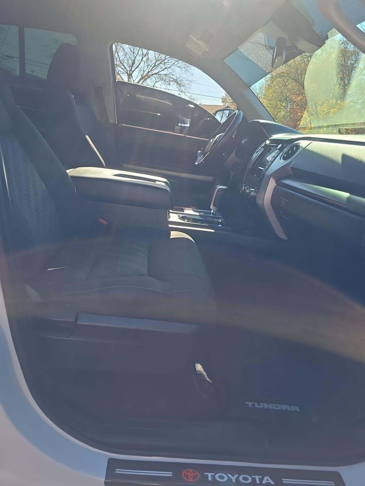 2021 Toyota Tundra SR5 AWD