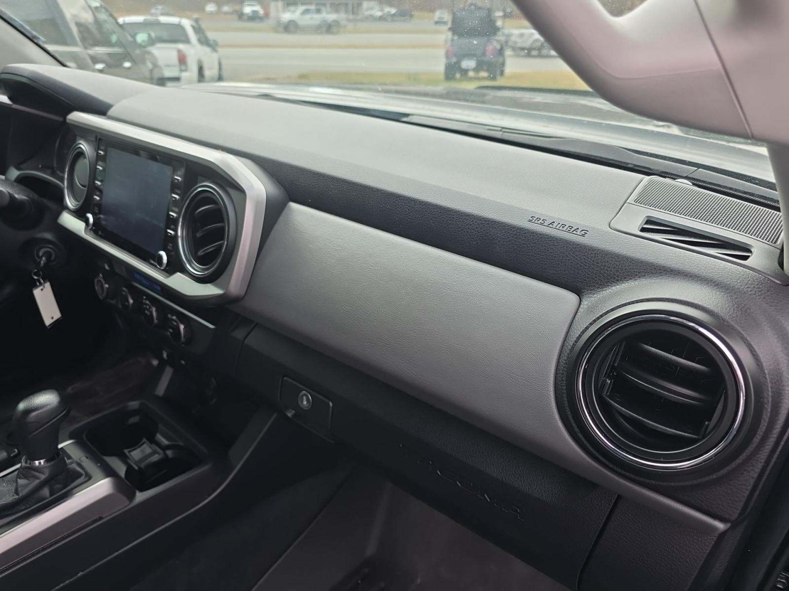 2021 Toyota Tacoma SR5 AWD