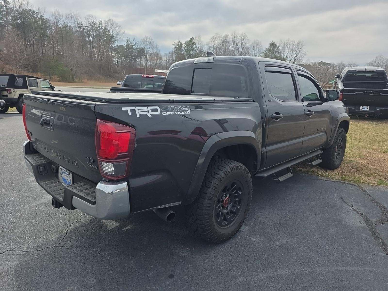 2021 Toyota Tacoma SR5 AWD