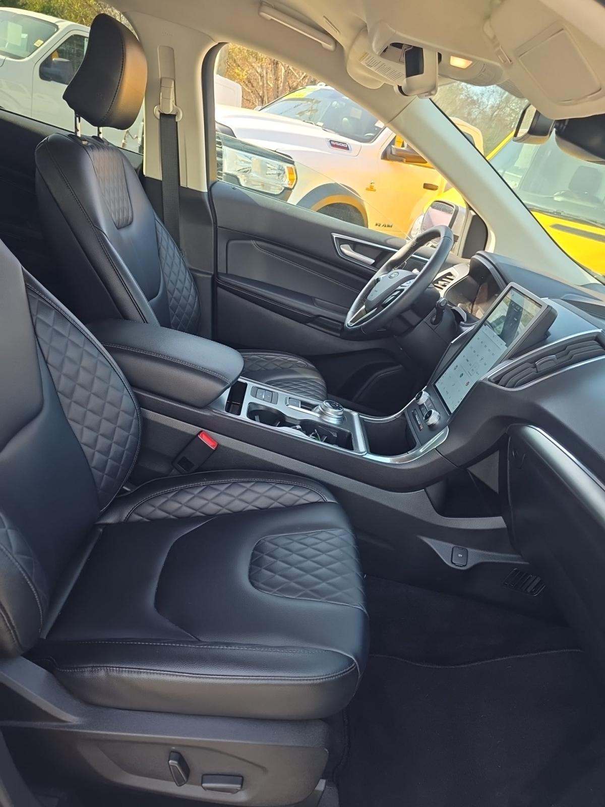 2024 Ford Edge Titanium AWD