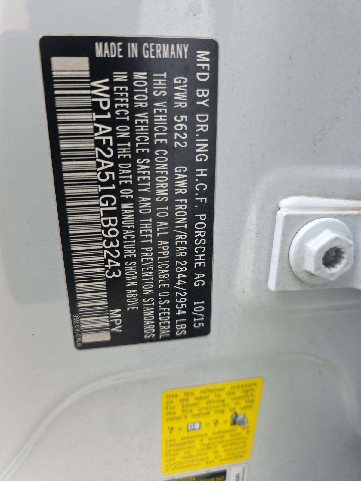 2016 Porsche Macan Turbo AWD