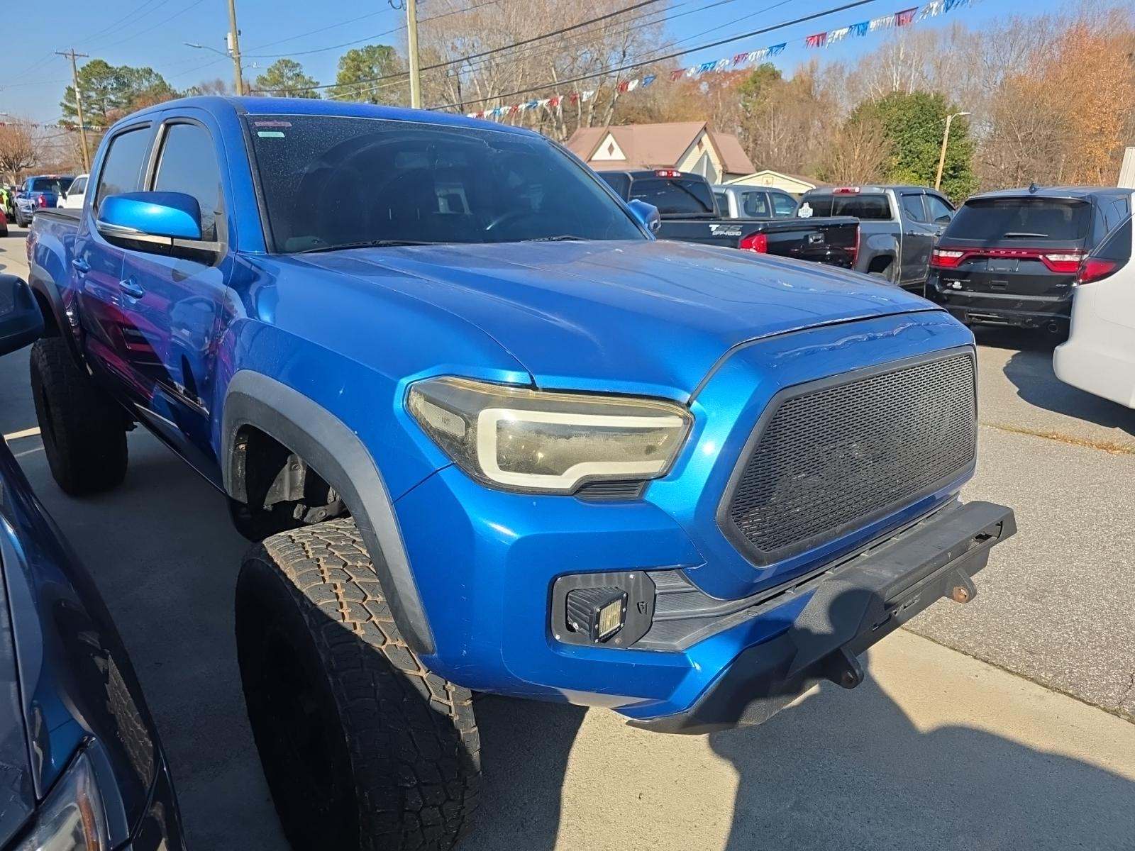 2017 Toyota Tacoma TRD Off-Road AWD