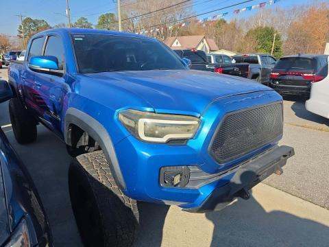 2017 Toyota Tacoma TRD Off-Road AWD