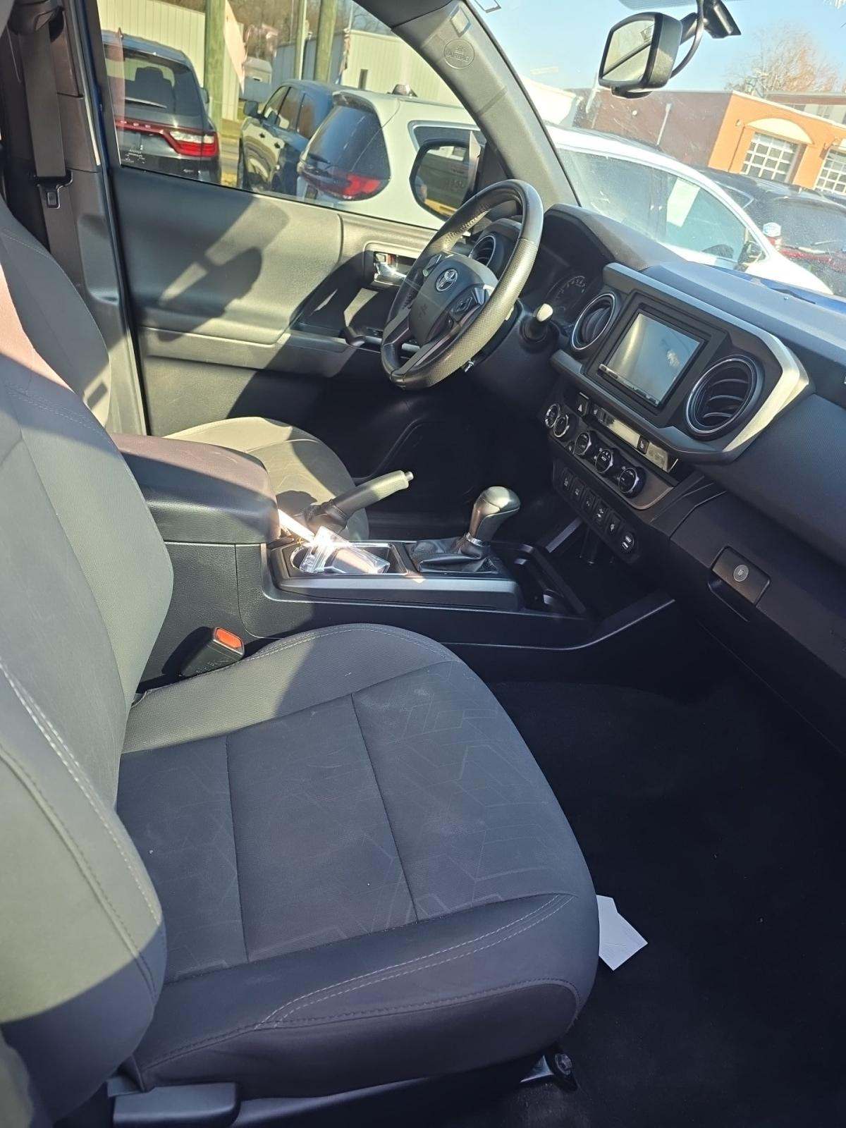 2017 Toyota Tacoma TRD Off-Road AWD