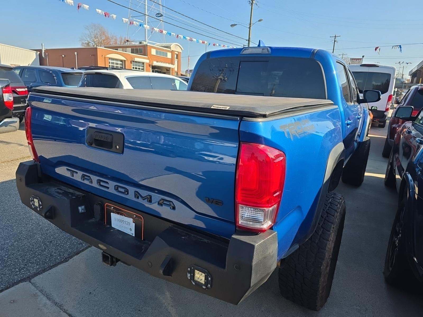 2017 Toyota Tacoma TRD Off-Road AWD