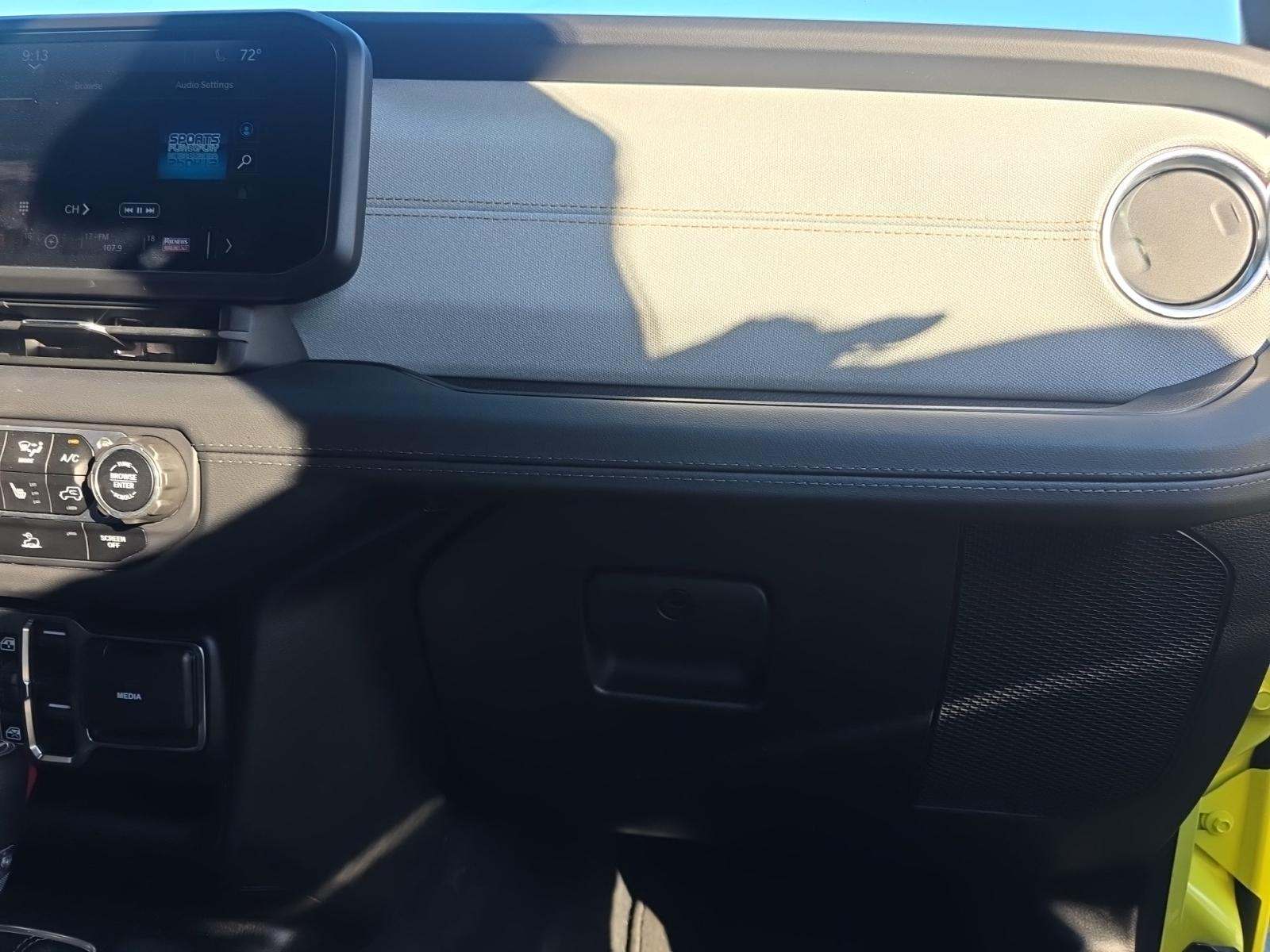 2024 Jeep Wrangler Sahara AWD