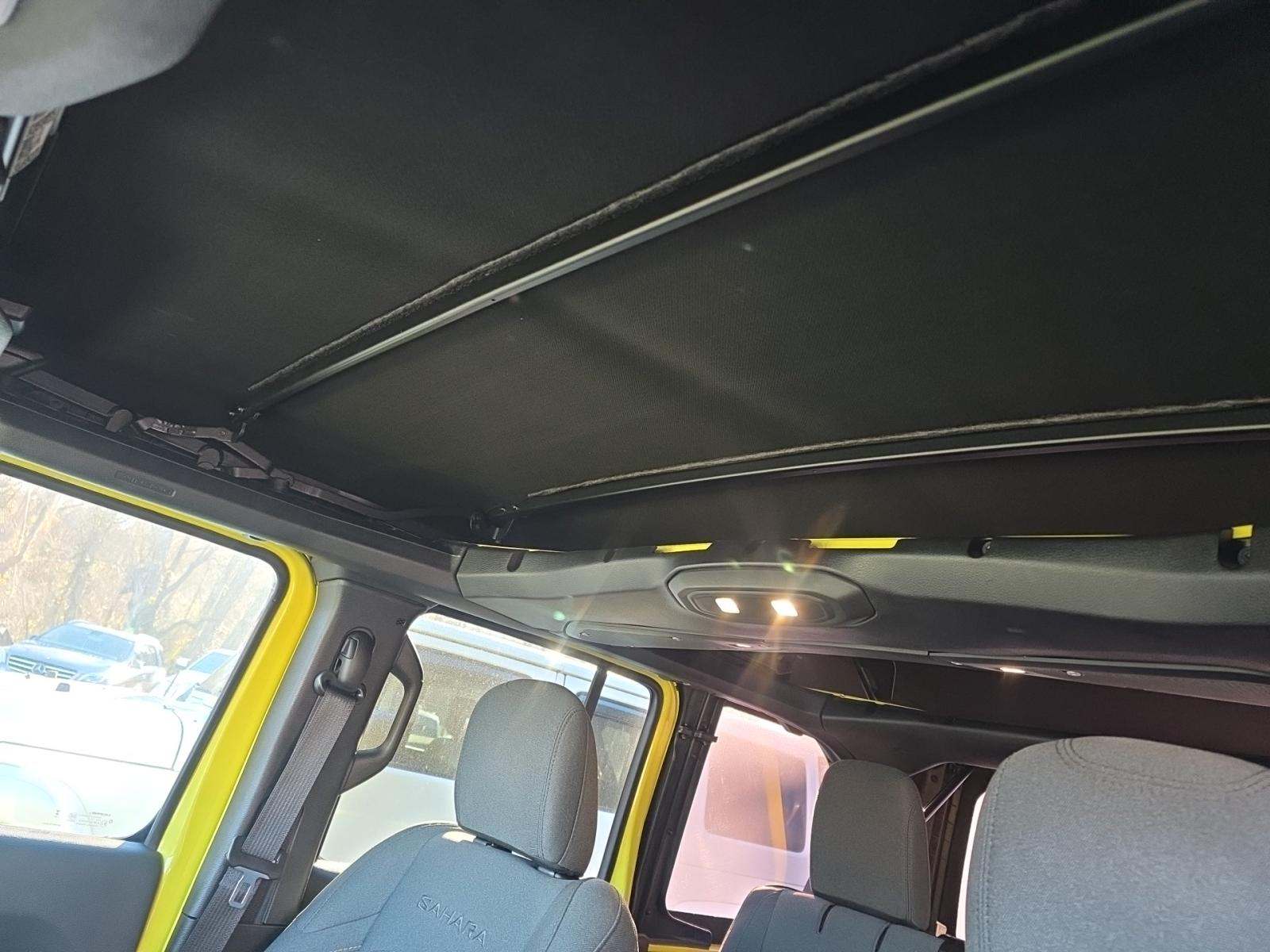 2024 Jeep Wrangler Sahara AWD