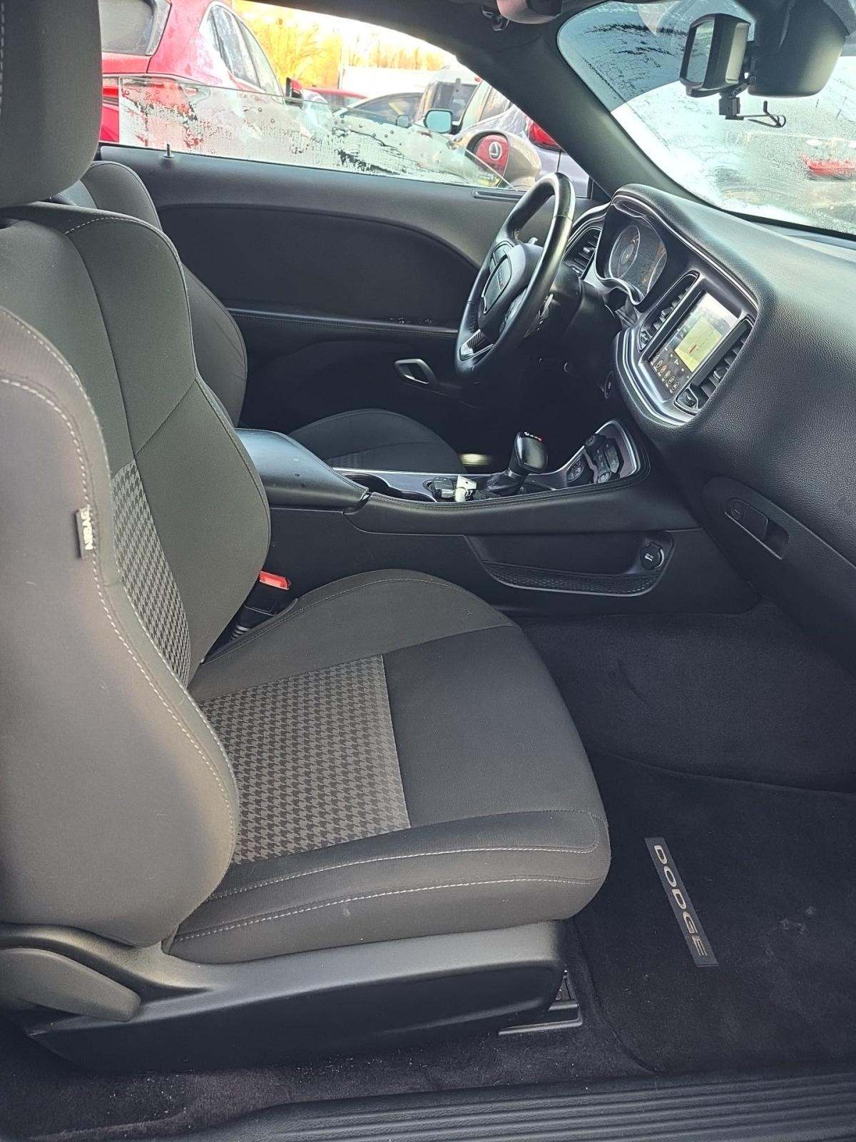 2017 Dodge Challenger R/T Scat Pack RWD